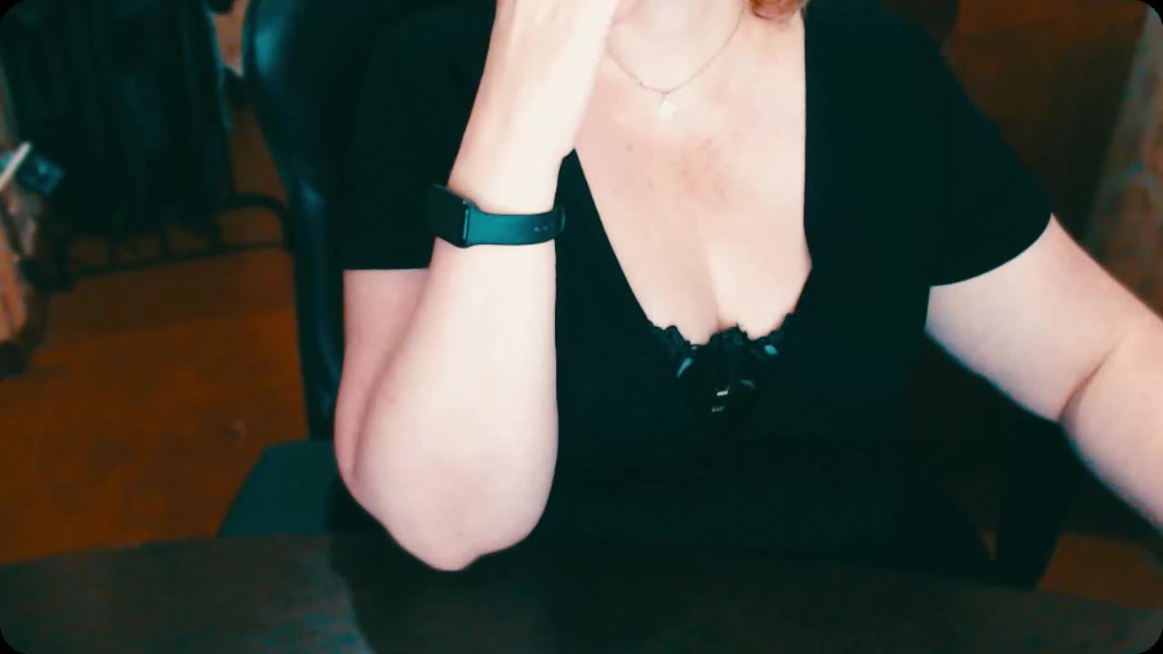 Alisa1917 Live Sex December 14, 2025