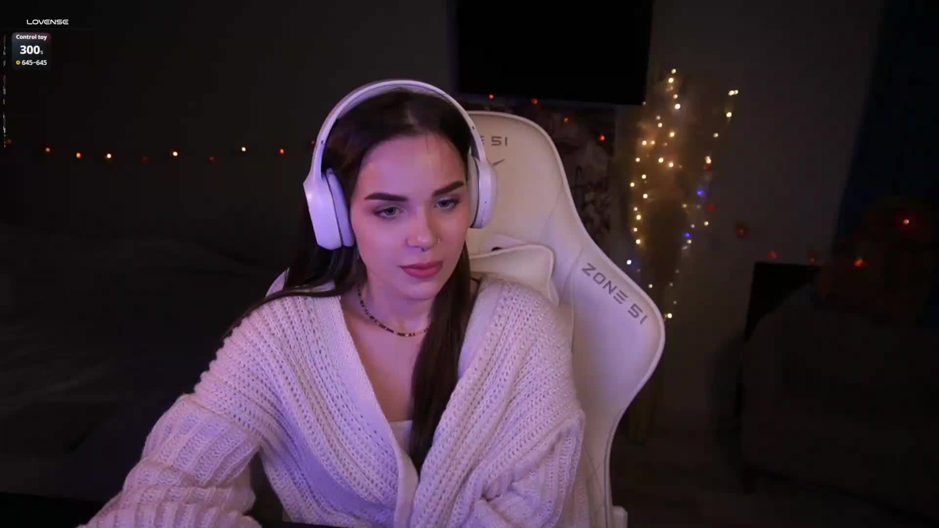 MiniNika Live Sex December 13, 2025