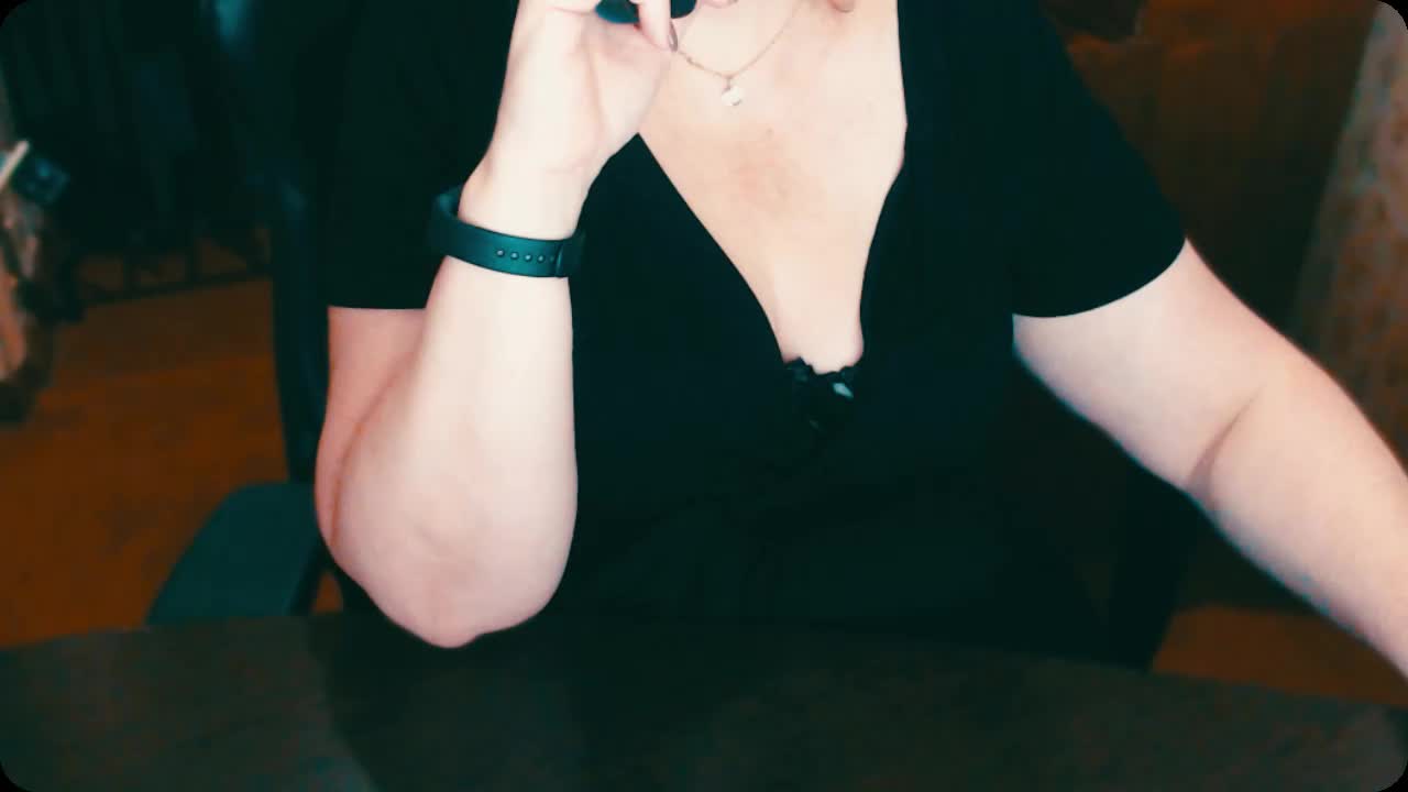 Alisa1917 Live Sex December 14, 2025