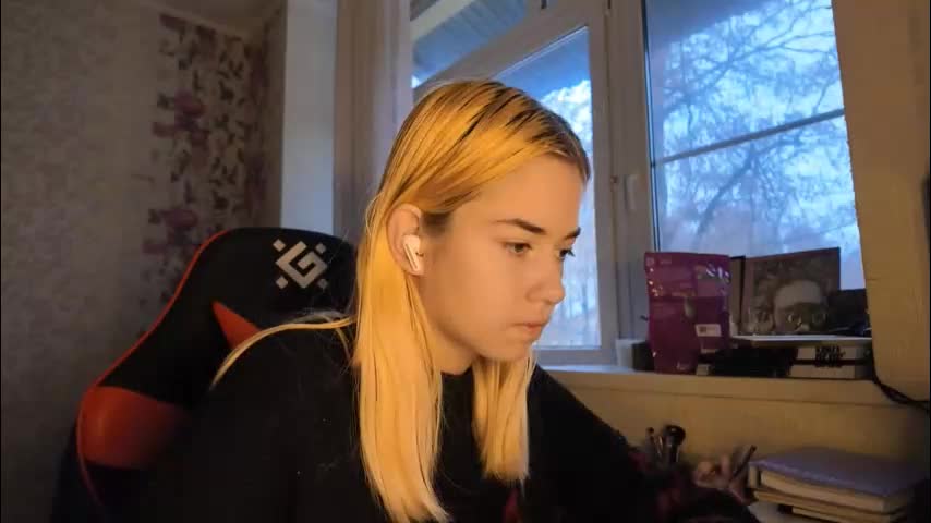 charleneschonert Live Sex December 13, 2025