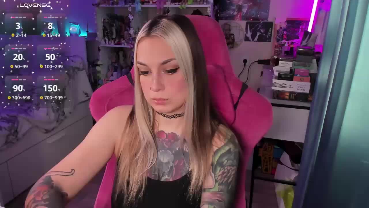 ChloeKohaku Live Sex December 13, 2025