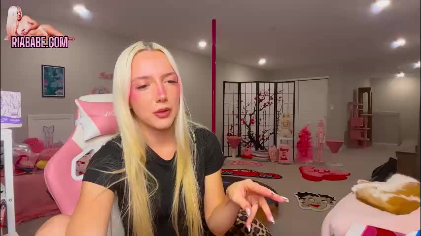 riababe Live Sex December 13, 2025