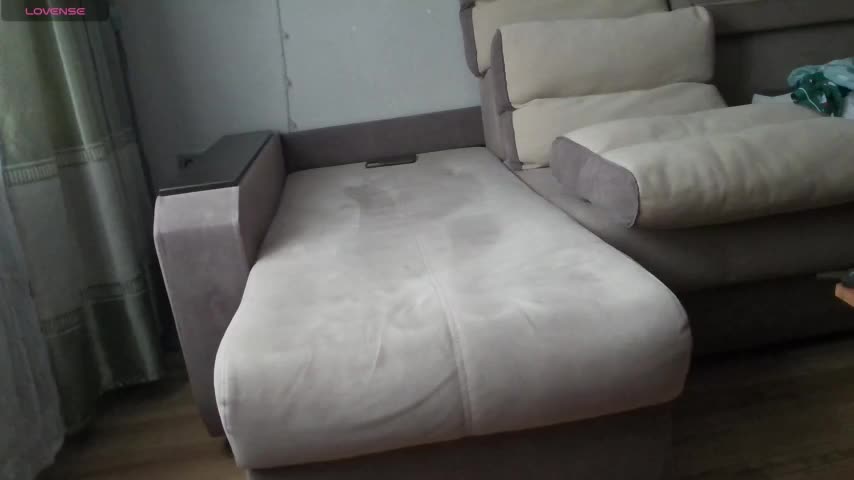 Milaa1998 Live Sex December 13, 2025