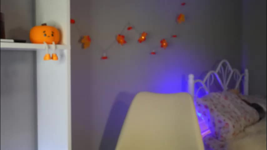 aluntick Live Sex December 14, 2025