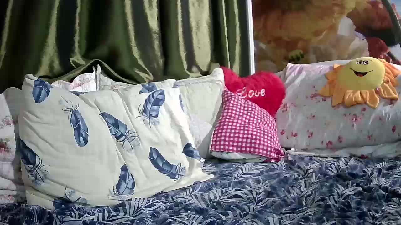 Aktriska Live Sex November 27, 2025