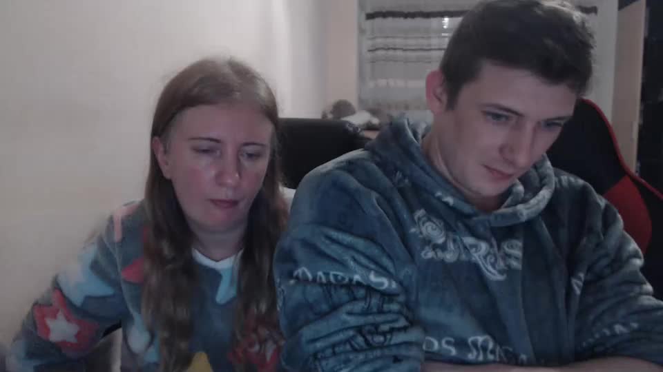 jenisandpeter Live Sex December 14, 2025