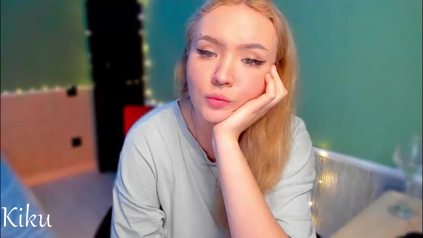 mari_kiku Live Sex December 14, 2025