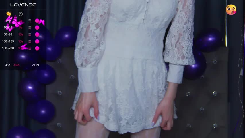 EmilyKents Live Sex December 13, 2025