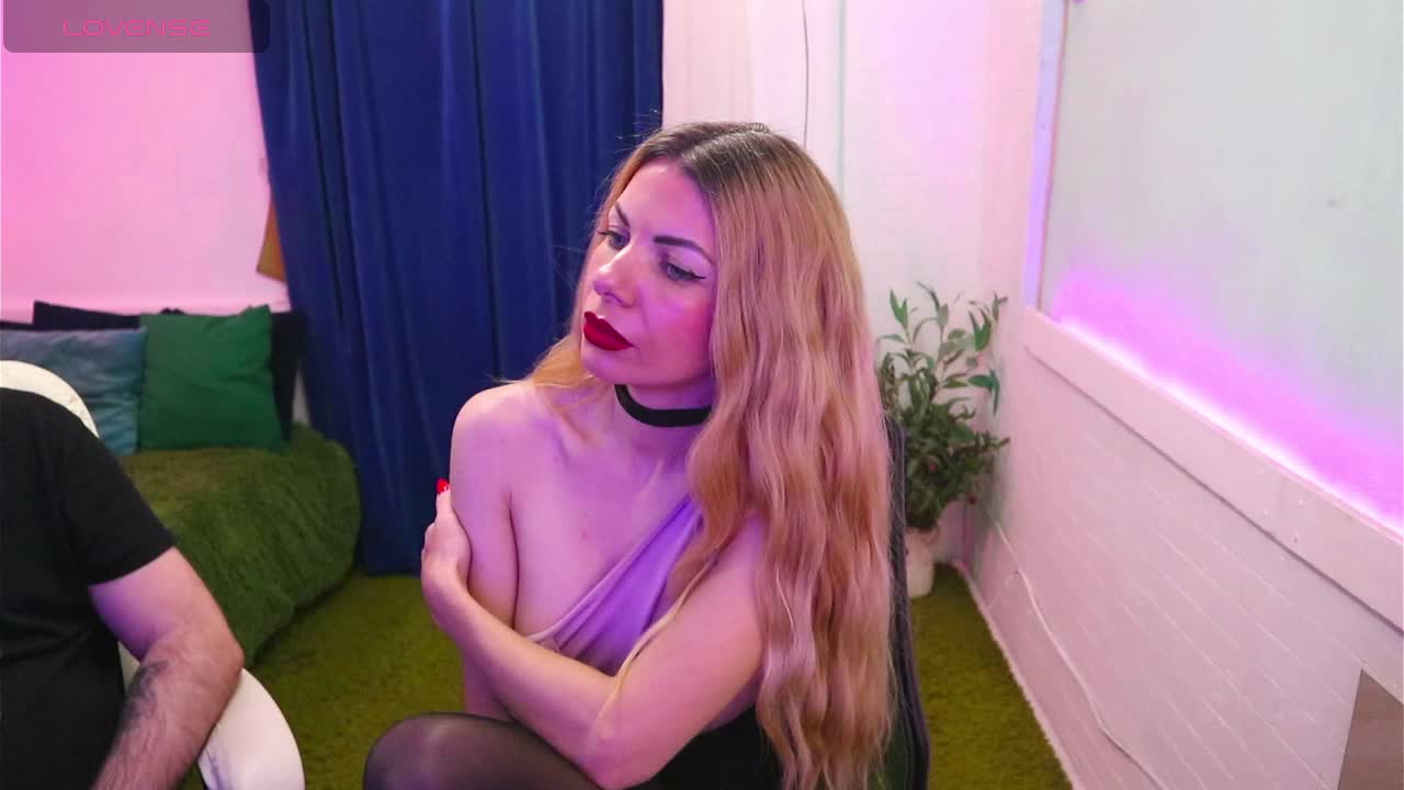 AlisaAleks Live Sex December 15, 2025