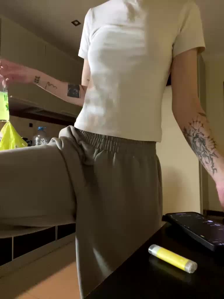 shyyyygirls Live Sex November 28, 2025