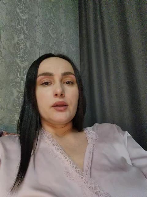 KarenClark Live Sex December 15, 2025