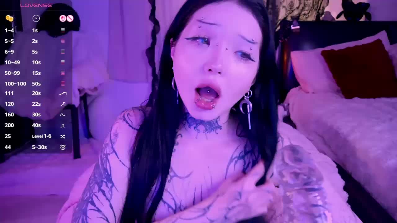 Leinbone Live Sex December 13, 2025