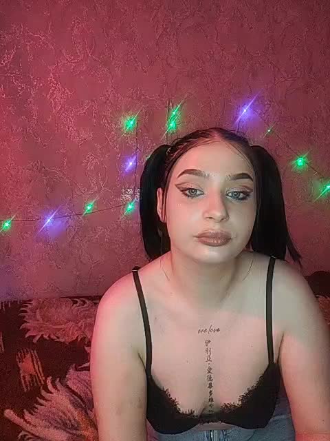 22Alaska22 Live Sex December 13, 2025