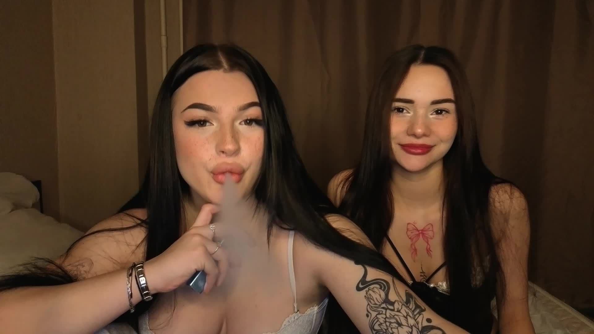 LisaAndDenis Live Sex 2025.11.28