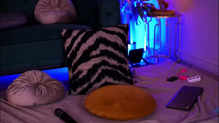 alenacapricious Live Sex December 13, 2025