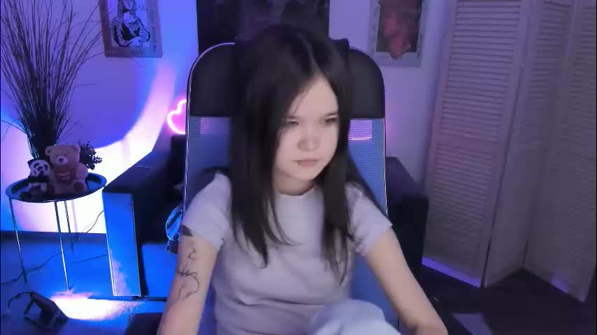 elainebeness Live Sex December 14, 2025