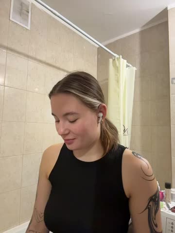 StephanieMur Live Sex December 13, 2025