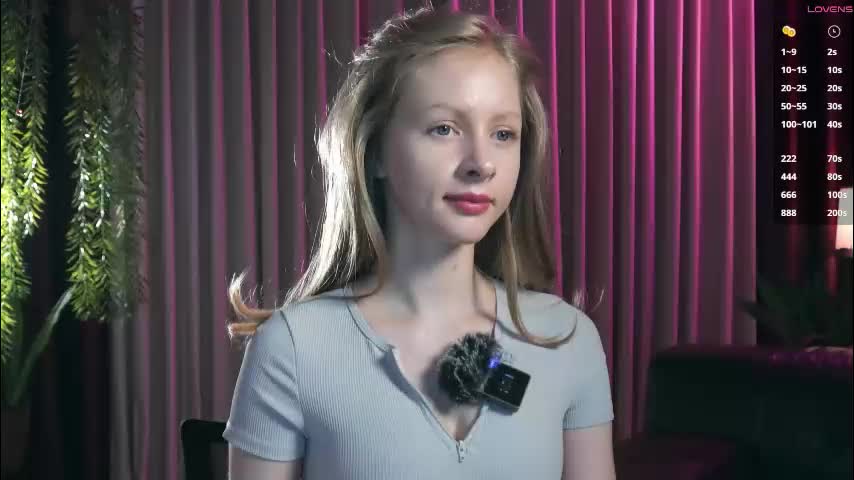 mia_vebes Live Sex December 13, 2025