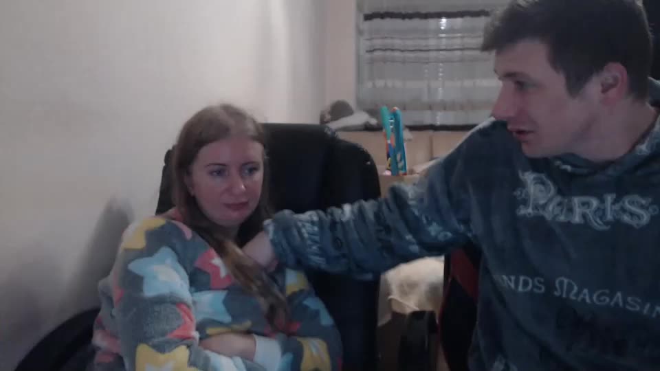 jenisandpeter Live Sex December 13, 2025