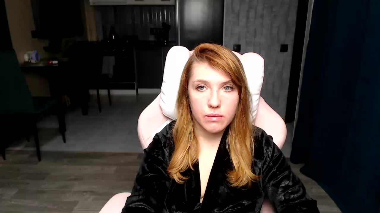 Regimasmile Live Sex December 13, 2025