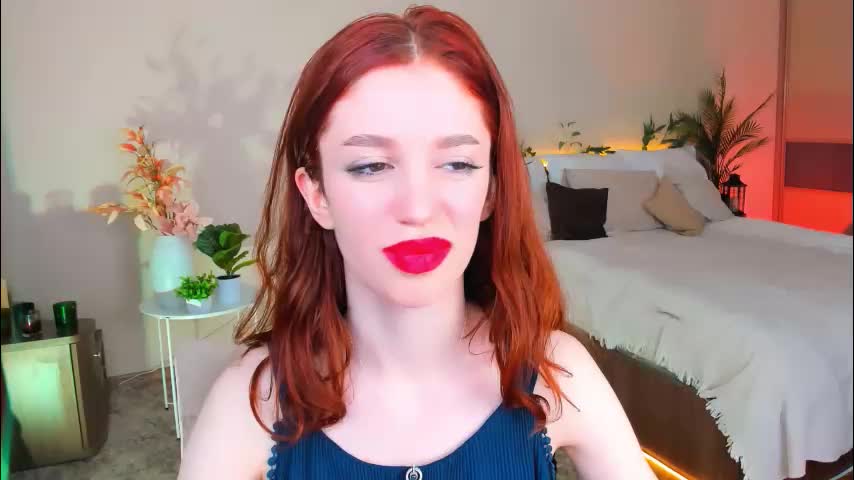 christinaconteeree Live Sex November 29, 2025