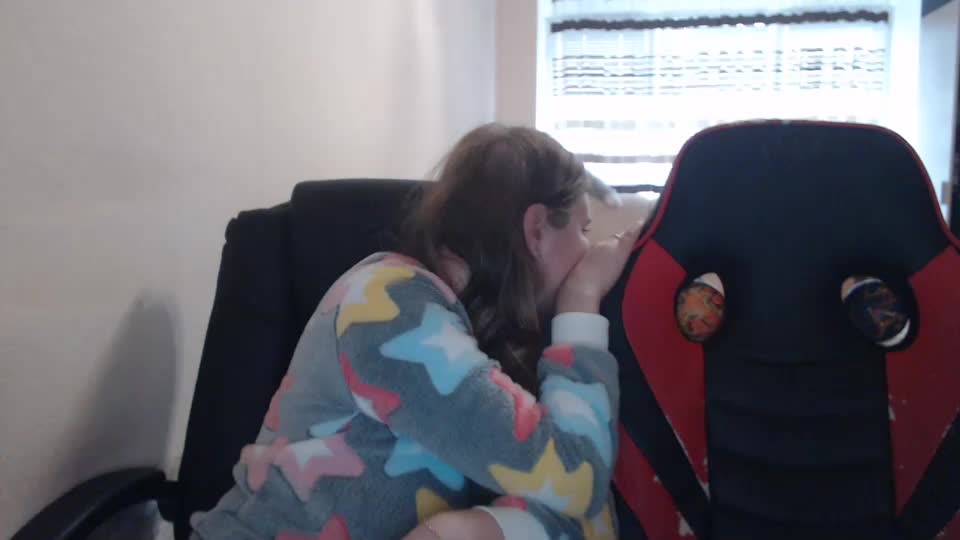 jenisandpeter Live Sex December 13, 2025