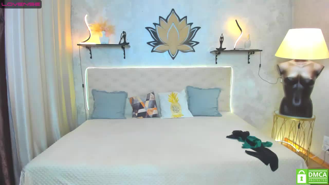 Bianka-strip Live Sex November 28, 2025