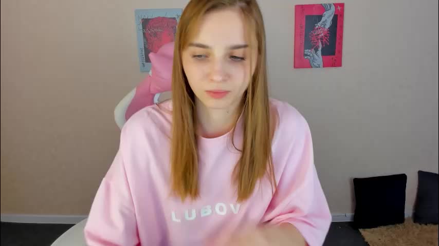 lina_reeds Live Sex December 13, 2025