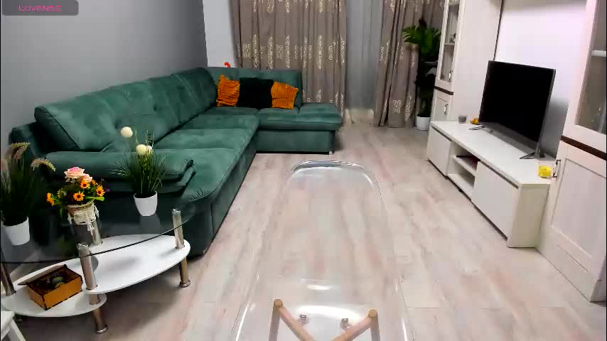 eveeevian Live Sex December 15, 2025