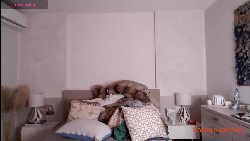 smileyouarehere Live Sex December 13, 2025