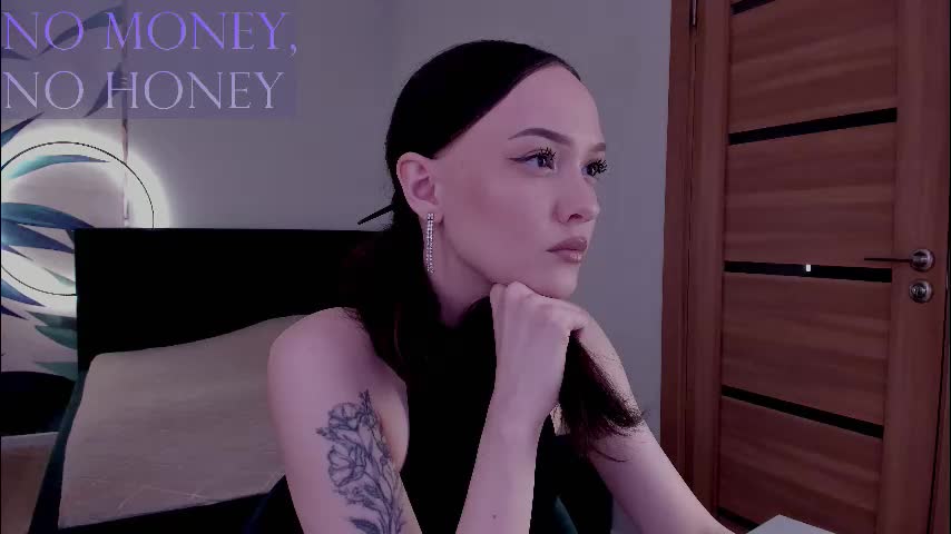 mistress_mialibra Live Sex November 29, 2025