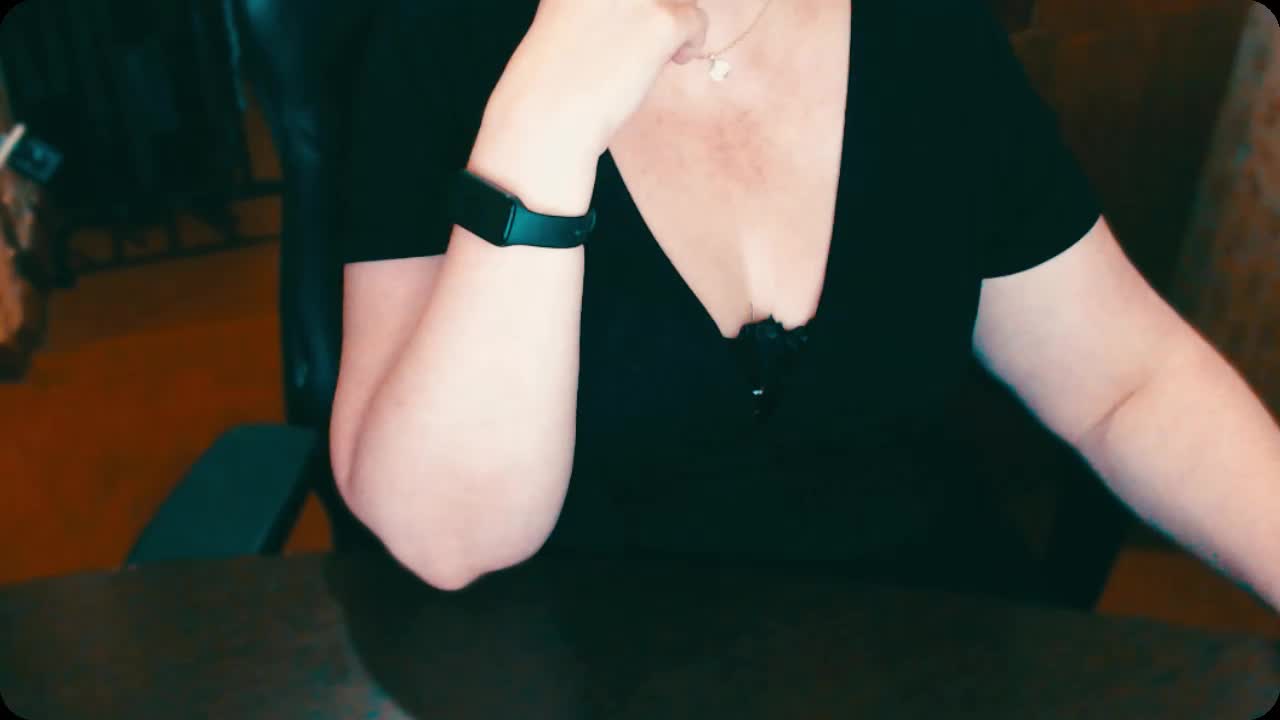 Alisa1917 Live Sex December 14, 2025