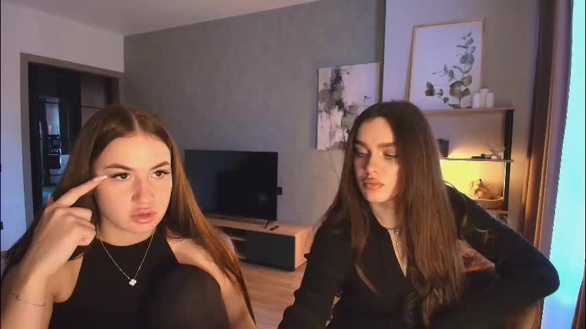 caressyourself Live Sex December 13, 2025