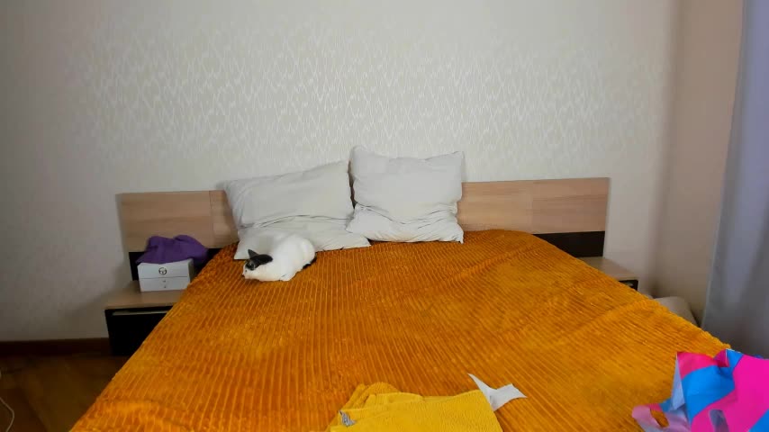 Cowell_Adelina Live Sex December 14, 2025