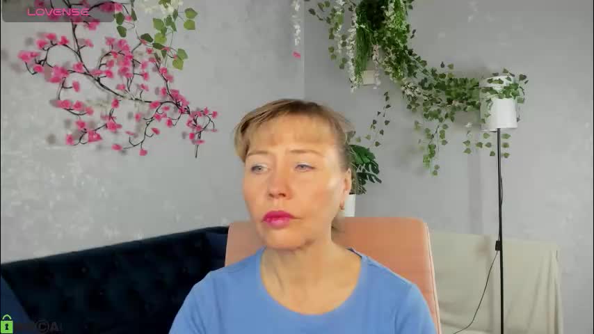 carla_vogue Live Sex December 13, 2025