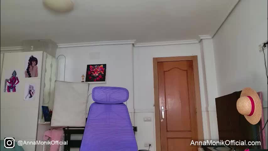 anna_monik Live Sex December 13, 2025