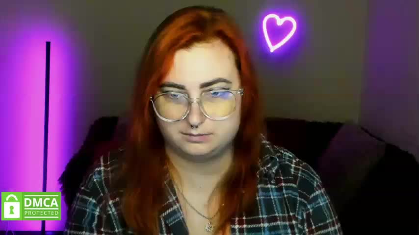 Aliciaredluv Live Sex November 28, 2025