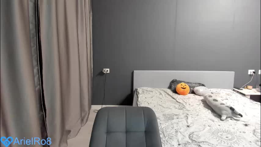 ariel_rouse Live Sex December 14, 2025