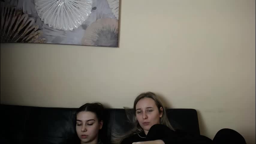 _nicole_new Live Sex December 13, 2025