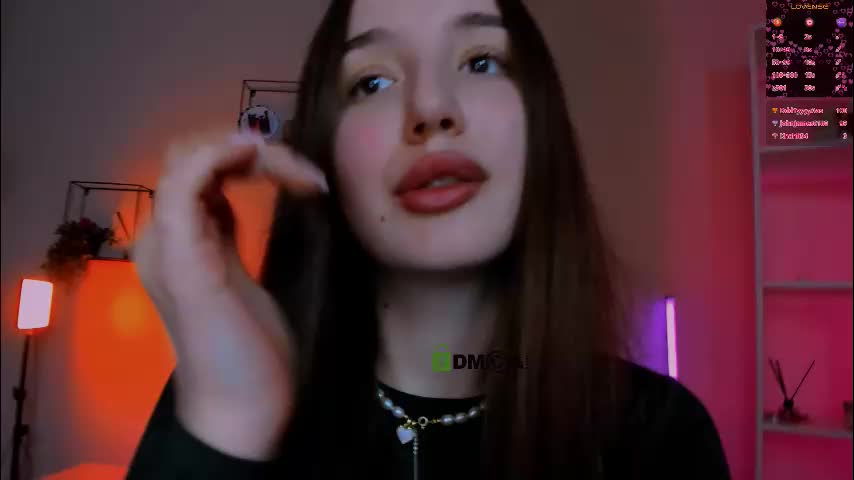 leslie_bird Live Sex December 13, 2025