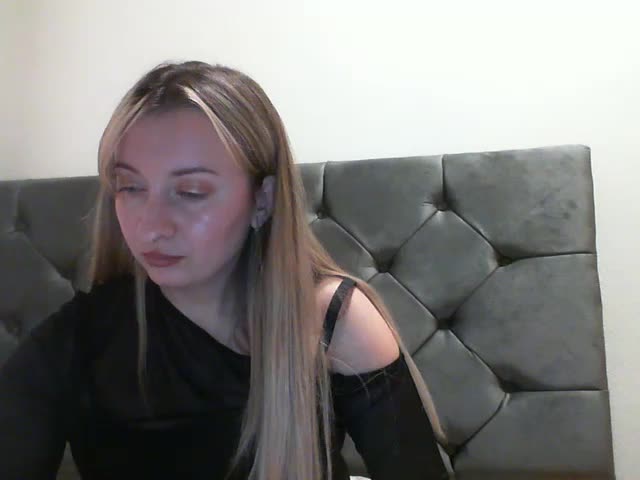 RuslanaFlower Live Sex December 12, 2025