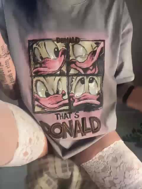 Karolina_Milf Live Sex December 13, 2025