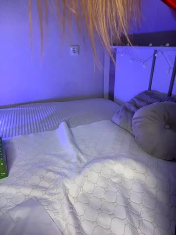 Belochka_a Live Sex December 12, 2025