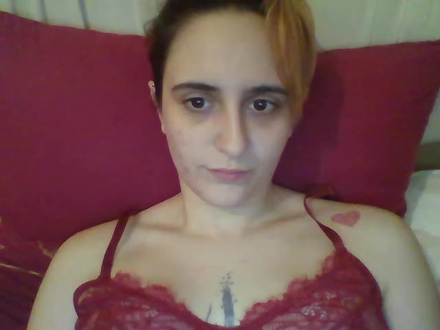 Hotredhead01 Live Sex November 29, 2025