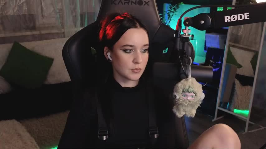 Kira_Li_Lime Live Sex December 13, 2025