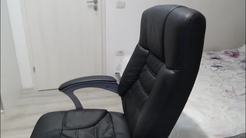 blue_eyes96 Live Sex November 30, 2025