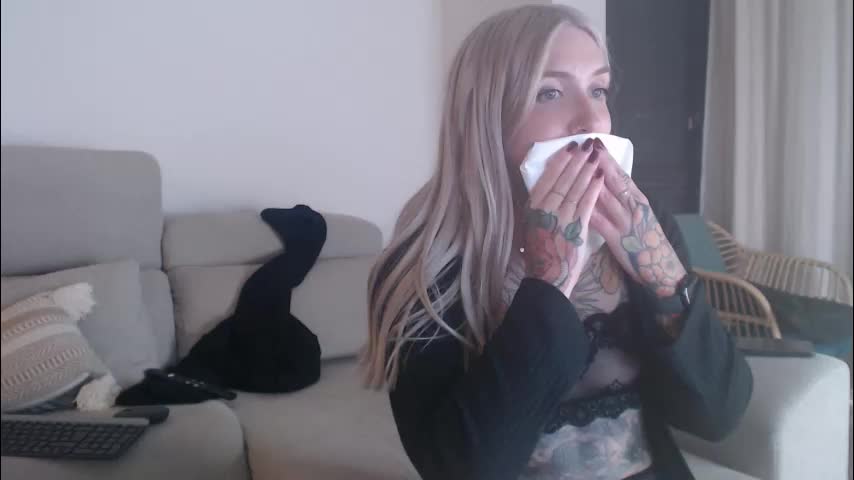 tattoobbgirl Live Sex December 13, 2025