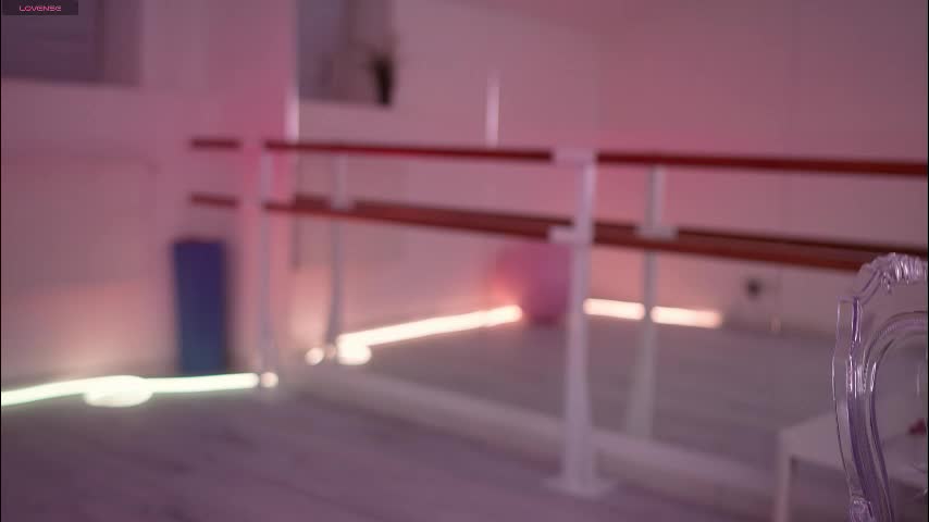 kelly_ember Live Sex November 30, 2025