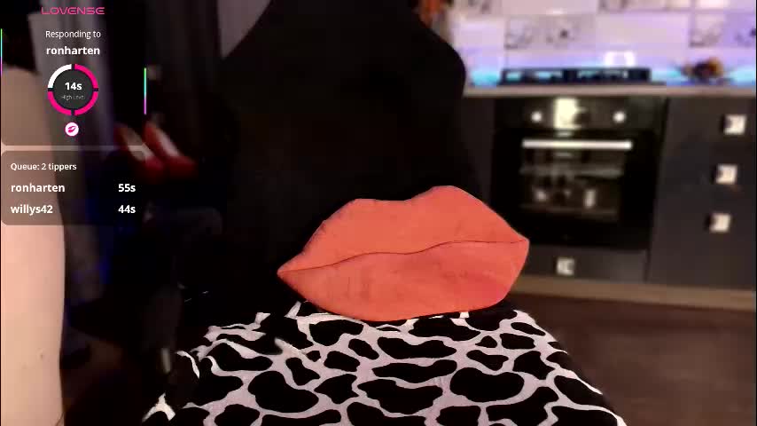 konfetochka77 Live Sex December 13, 2025