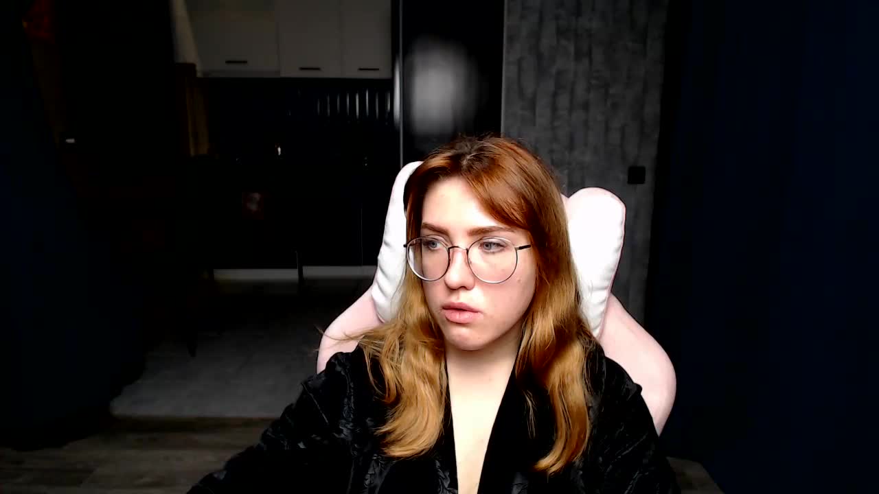 Regimasmile Live Sex December 13, 2025